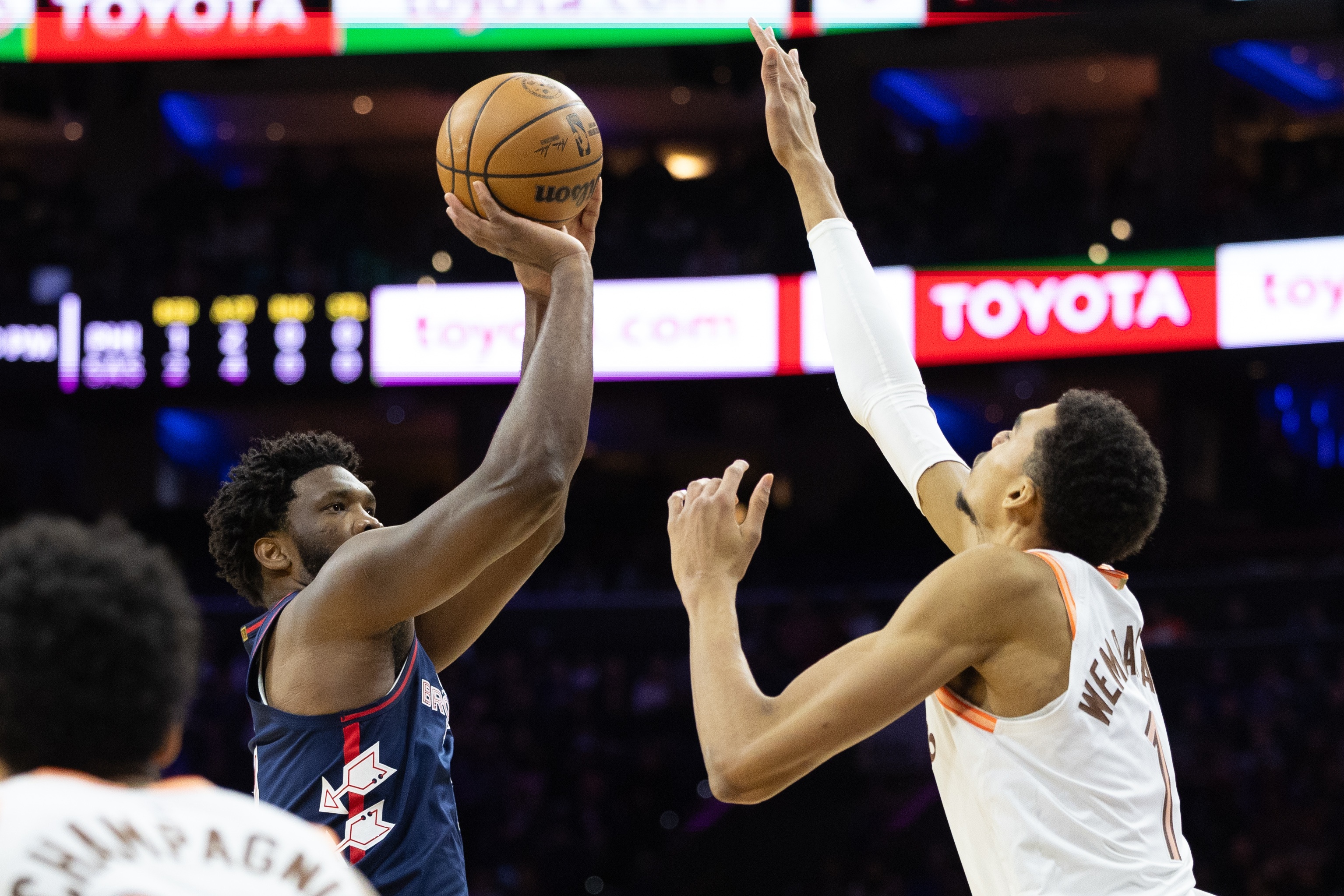 湖人外线火力全开,轻取灰熊保持领先优势的简单介绍 湖人外线火力全开,轻取灰熊保持领先优势的简单介绍